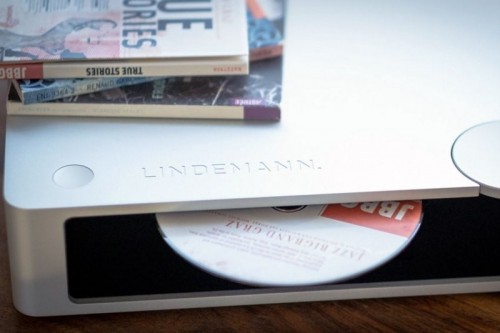 LINDEMANN MUSICBOOK SOURCE II CD- Kompaktowy, niezwykle eleganckie i jednocześnie uniwersalne odtwarzacz sieciowy z odtwarzaczem CD. Przedwzmacniacz, streamer i wzmacniacz słuchawkowy w jednym.

