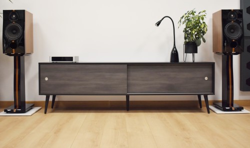 Drewniana szafka RTV w stylu RETRO SONOROUS RTRA-180-BLK-BNW szerokość 180cm 