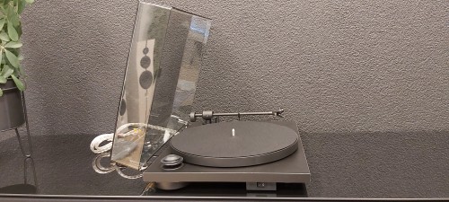 Gramofon Pro-ject Primary E Black + OM NN (2)