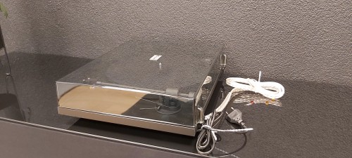 Gramofon Pro-ject Primary E Black + OM NN (5)
