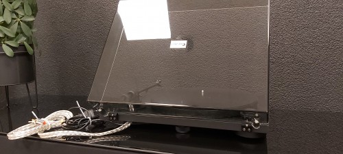 Gramofon Pro-ject Primary E Black + OM NN (6)