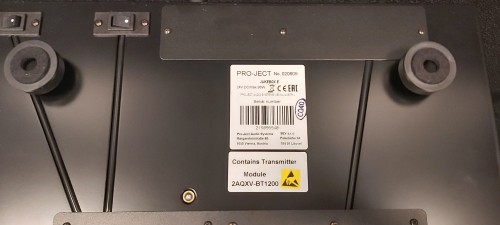 Gramofon Pro-Ject JukeBox E + OM5E piano black (8)
