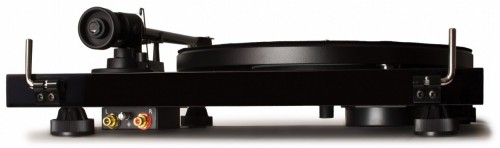 Gramofon Pro-ject Debut III DC Piano Black + OM5