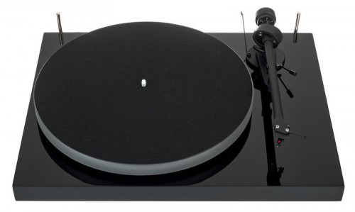 Pro-ject Debut III Esprit HG Black + OM10 gramofon z wkładką Ortofon OM10E.