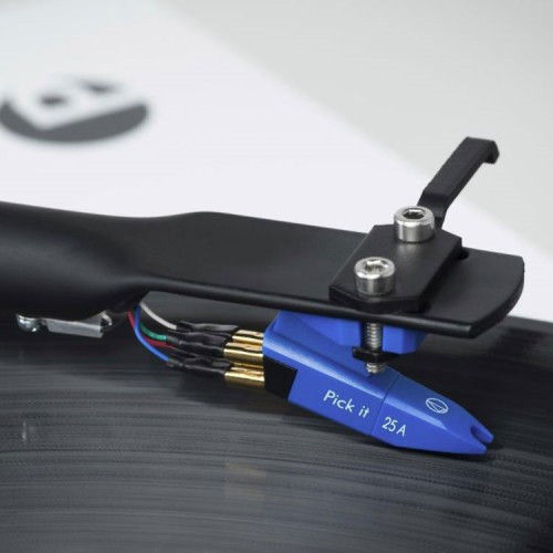 Pro-Ject Pick It 25A- Przetwornik, transmiter typu MM o zrównoważonym brzmieniu.   