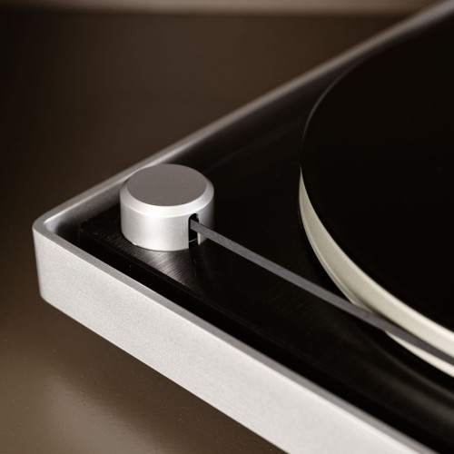 Lenco L-455BK - gramofon z aluminiową obudową i wkładką 2M RED