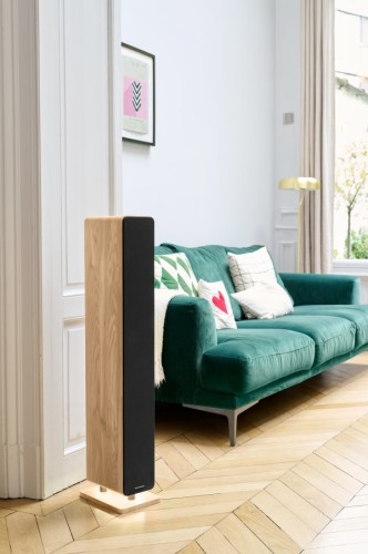 Thomson DS702 - wieża multimedialna z Bluetooth, USB, wejściem optycznym i oświetleniem