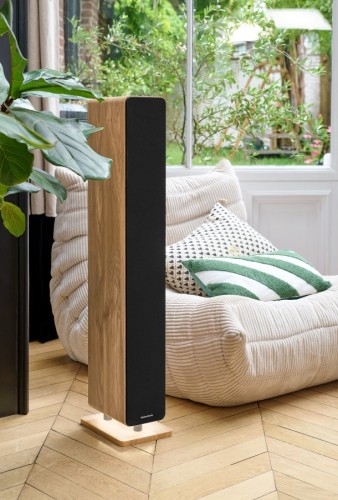 Thomson DS702 - wieża multimedialna z Bluetooth, USB, wejściem optycznym i oświetleniem