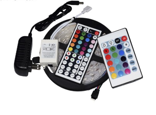 ZESTAW 5 METRÓW TAŚMY LED RGB + pilot