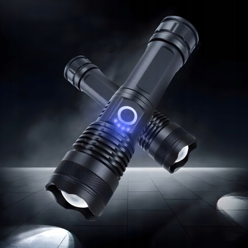 MOCNA LATARKA TAKTYCZNA LED XHP50 - ZOOM