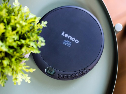 Lenco CD-010 – przenośny odtwarzacz CD i zasilaniem USB