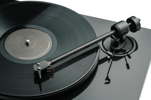 Gramofon Hi-Fi „Plug & Play” Pro-Ject E1.2 + Pick It MM E - Czarny połysk (9)