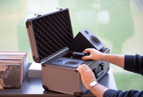 Zestaw podróżny Pro-Ject TRAVEL SET – Praktyczny system audio w opakowaniu podróżnym/prezentowym, czarny (10)