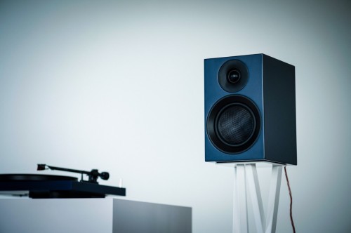Pro-Ject Speaker Box 5 E Carbon - 2-drożny system głośników półkowych - satynowy niebieski (2)