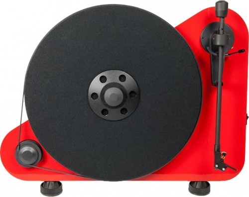 Pro-Ject VTE BT R czerwony OM5e - gramofon pionowy z Bluetooth (1)