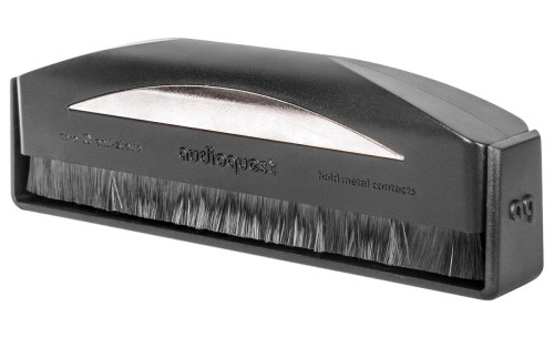 Audioquest Silver Anti Static Record Brush - szczotka węglowa do czyszczenia płyt LP (1086 tys. włókien) (3)