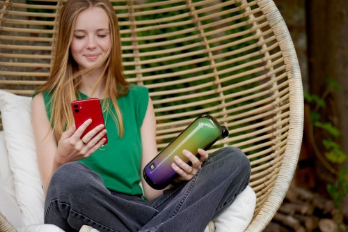 Bezprzewodowy głośnik Bluetooth z efektami świetlnymi i gniazdem na kartę USB/MicroSD  Bigben PARTYBTTUBEBK (9)