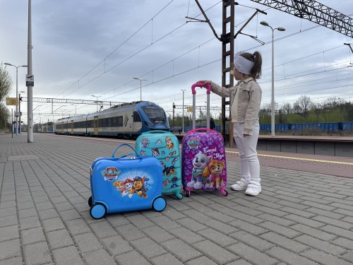 Jeżdżąca walizka podróżna Psi Patrol - niebieska mała (6)