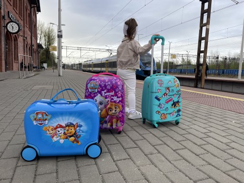 Jeżdżąca walizka podróżna Psi Patrol - niebieska mała (7)