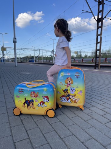Walizka podróżna na kółkach Psi Patrol - żółta duża (6)