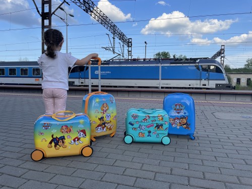 Walizka podróżna na kółkach Psi Patrol - żółta duża (9)