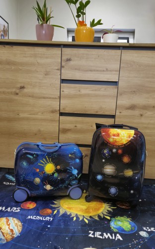 Walizka podróżna na kółkach - układ słoneczny - kosmiczna kolekcja (8)