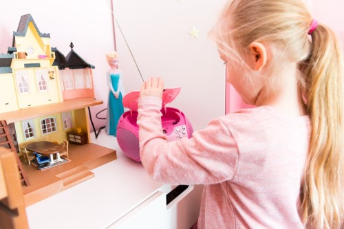 Lenco SCD-24 Pink - przenośne radio stereo FM z odtwarzaczem CD (15)