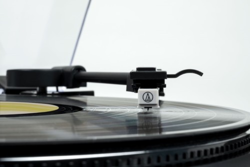 Gramofon w pełni automatyczny Thomson TT351 + wkładka Audio-Technica AT3600L (6)