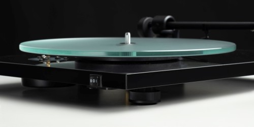 Pro-Ject T1 EVO BT + OM10 - fortepianowa czerń (10)