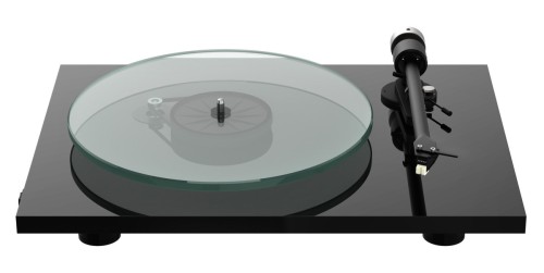 Pro-Ject T2W + Sumiko Rainier - gramofon Wi-Fi z możliwością strumieniowania - kolor czarny fortepianowy (2)