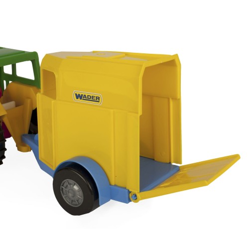 Traktor z przyczepą na konia (4)