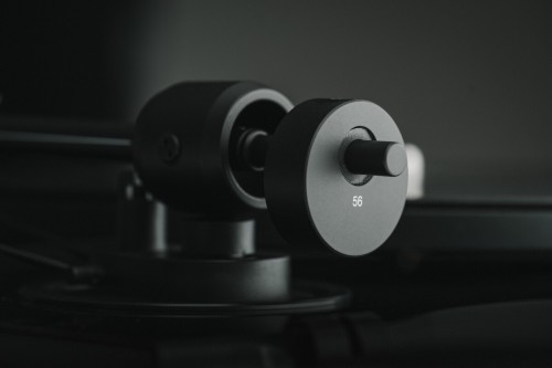 Gramofon Hi-Fi Pro-Ject E1.2 BT High Gloss Black + Pick it MM E (9)