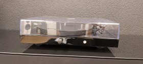 Gramofon ProJect JukeBox E + OM5E piano black