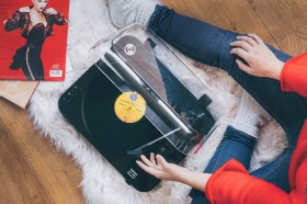 Lenco LBT120BK  gramofon z bezpośrednim kodowaniem do MP3 i Bluetooth
