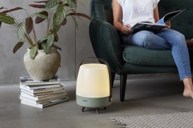 Kooduu  Lampa LED Liteup Play 2.0 z wbudowanym głośnikiem Bluetooth (sound by JBL), Oliwkowa