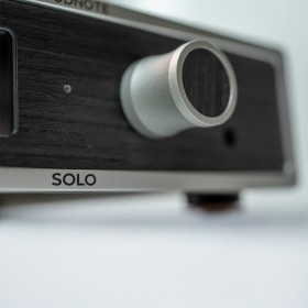 Lindemann Woodnote Solo  Streamer Audio z Przetwornikiem DAC  XLR, HDMI