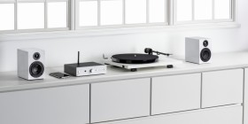 Obrazek 2 dla: ProJect STEREO SET E PHONO  Minimalistyczny system audio z gramofonem, biały