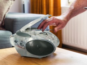 Obrazek 2 dla: Lenco SCD24TR  przenośne radio stereo FM z odtwarzaczem CD